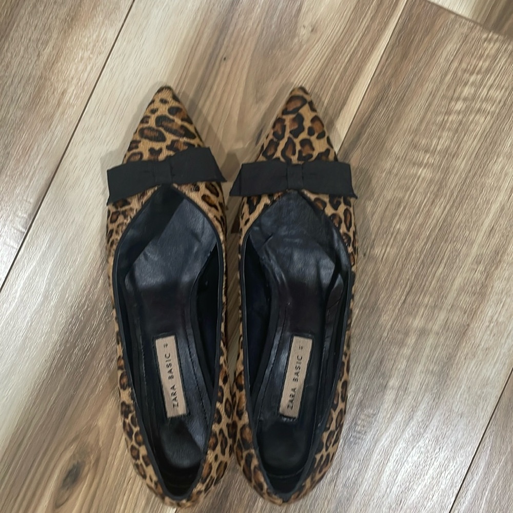 Zara leopard kitten heel with bow!